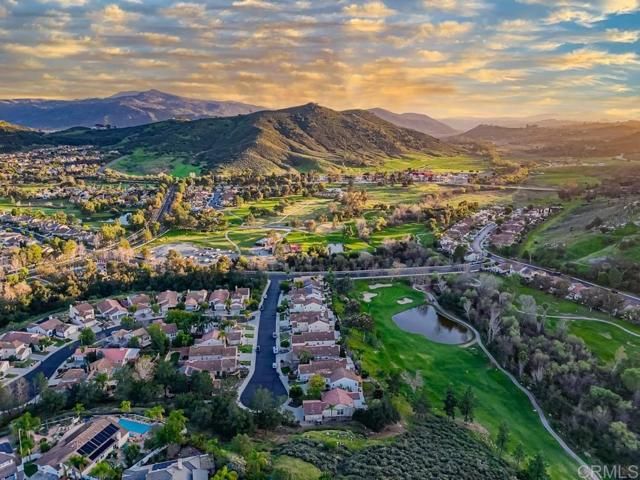 2345 Amber Oak Lane, Escondido, CA 92027