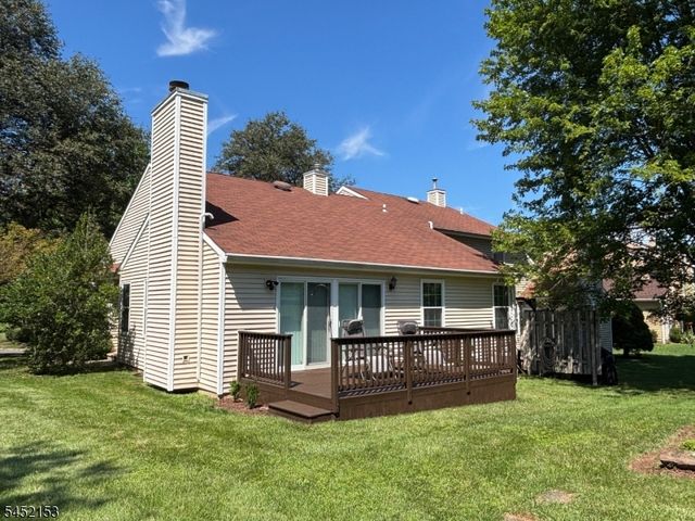 17 Choctaw Ridge Rd, Branchburg Twp., NJ 08876