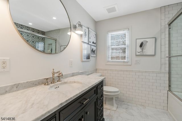 124 Howell Dr, Branchburg Twp., NJ 08876