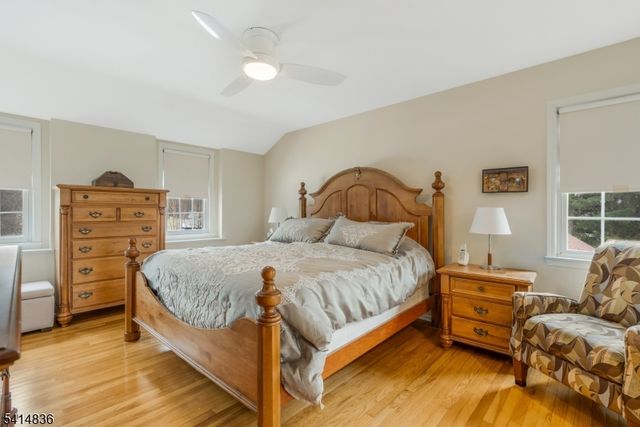 124 Howell Dr, Branchburg Twp., NJ 08876