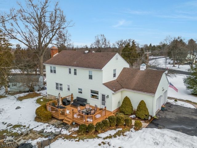 124 Howell Dr, Branchburg Twp., NJ 08876