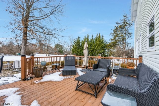 124 Howell Dr, Branchburg Twp., NJ 08876