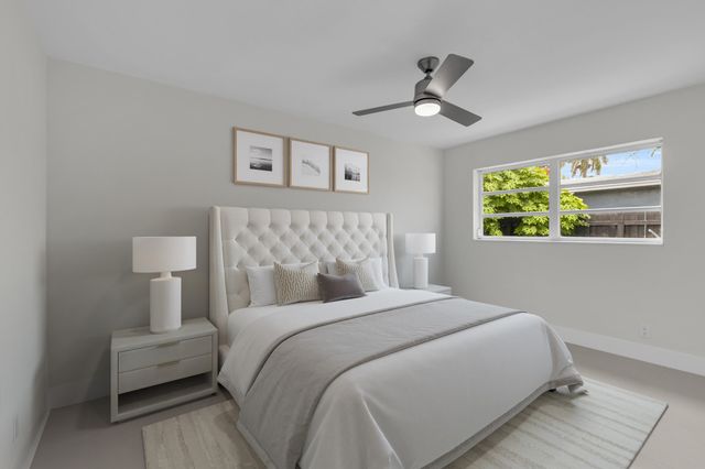 3262 Pierce Street, Hollywood, FL 33021