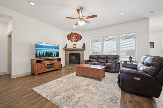 1718 Tumbleweed Court, Celina, TX 75009