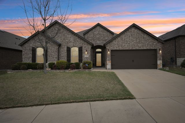1718 Tumbleweed Court, Celina, TX 75009
