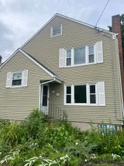 104 Vera Street, West Hartford, CT 06119