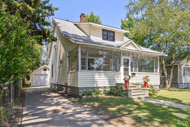 2246 Harding Avenue, Muskegon City, MI 49441
