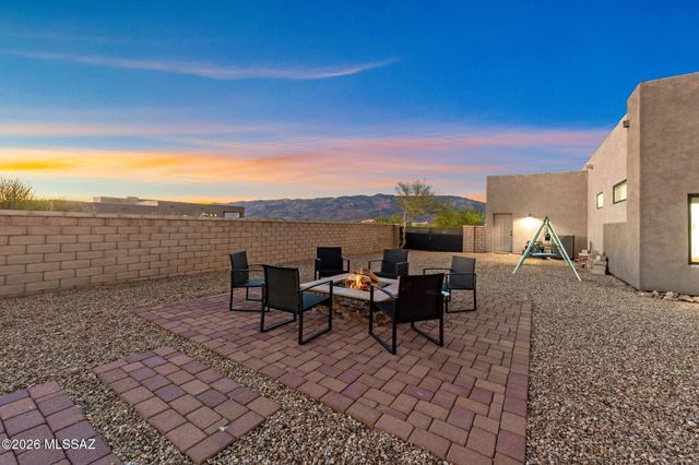 8206 S Diamond H Ranch Place, Vail, AZ 85641