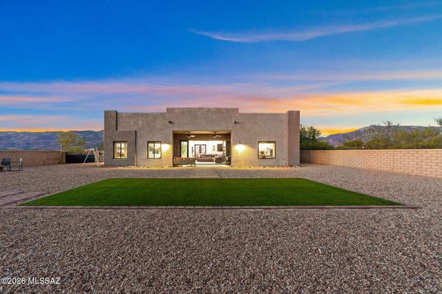 8206 S Diamond H Ranch Place, Vail, AZ 85641