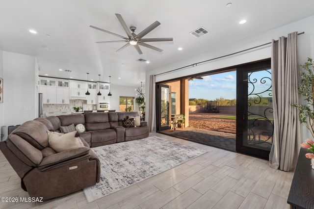 8206 S Diamond H Ranch Place, Vail, AZ 85641