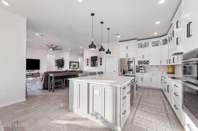 8206 S Diamond H Ranch Place, Vail, AZ 85641