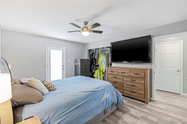 2411 Muegge Road, St Charles, MO 63303