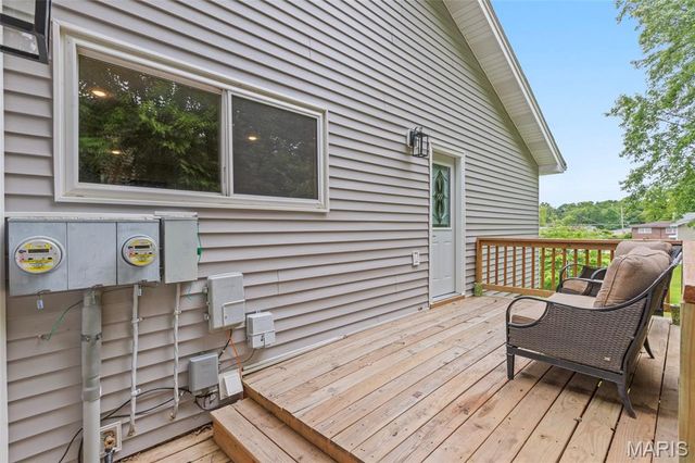 2411 Muegge Road, St Charles, MO 63303