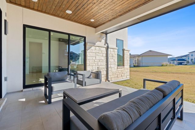 907 Bristol Creek BND, Austin, TX 78738