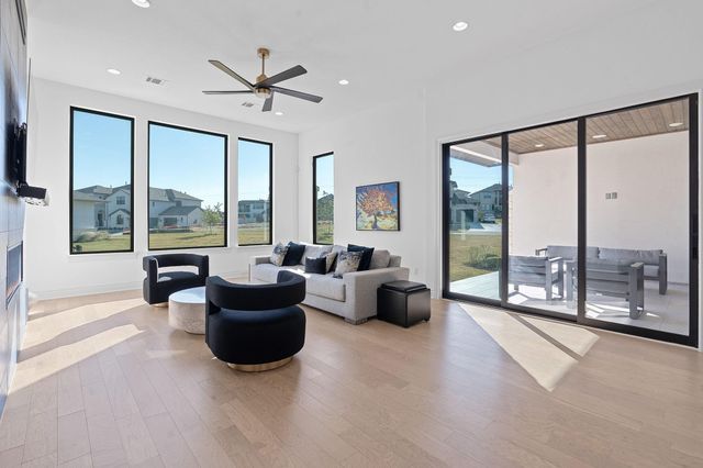 907 Bristol Creek BND, Austin, TX 78738