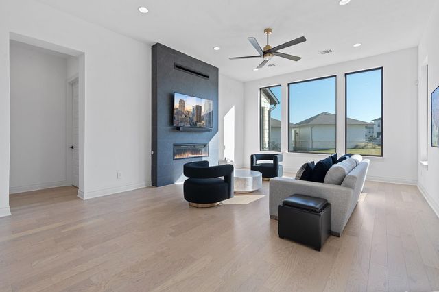 907 Bristol Creek BND, Austin, TX 78738