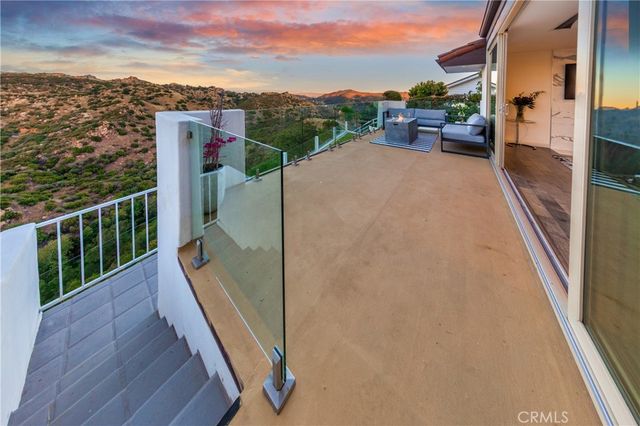 26 Corral, Bell Canyon, CA 91307