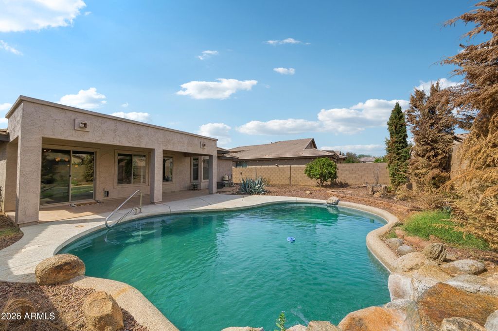 15338 W BOCA RATON Road, Surprise, AZ 85379 — photo 2