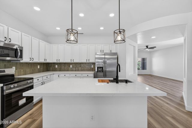 10419 E JAVELINA Avenue, Mesa, AZ 85209