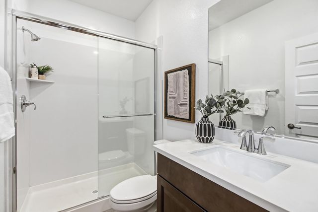 2033 Lake Range Way, Roseville, CA 95747