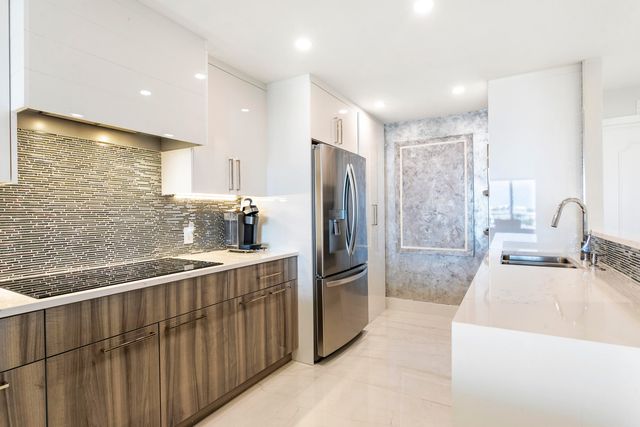 1208 Marine Way 507, North Palm Beach, FL 33408