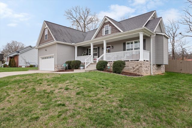 7608 Leverette Dr, Fairview, TN 37062