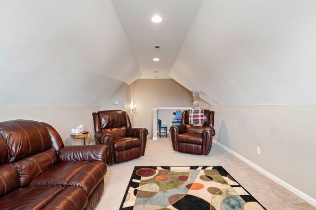 7608 Leverette Dr, Fairview, TN 37062