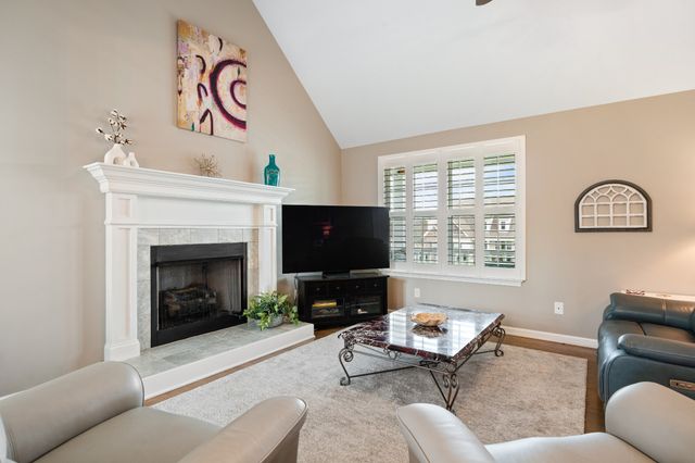 7608 Leverette Dr, Fairview, TN 37062