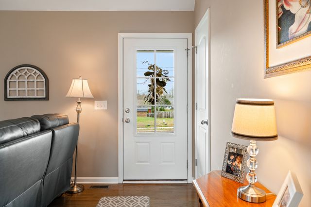 7608 Leverette Dr, Fairview, TN 37062