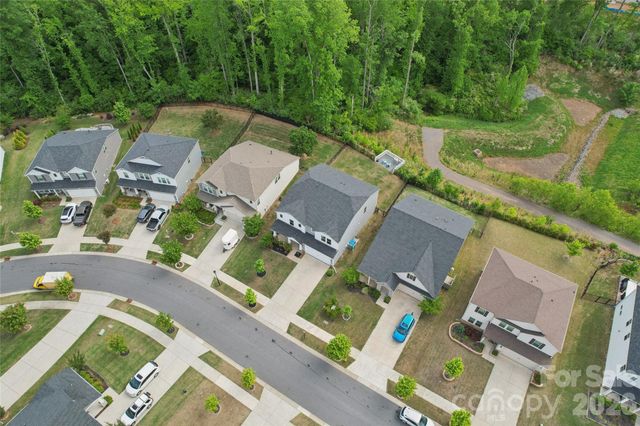 1071 Amberley Crossing Drive, Belmont, NC 28012