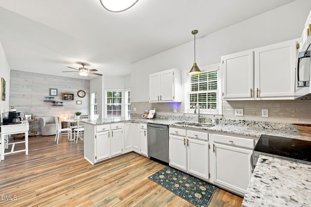 12109 Townmeade Court, Raleigh, NC 27613