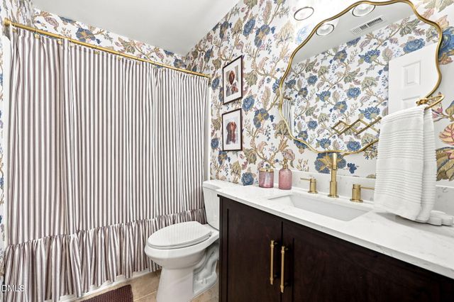 12109 Townmeade Court, Raleigh, NC 27613