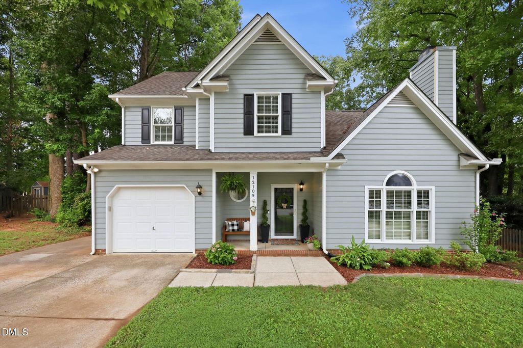 12109 Townmeade Court, Raleigh, NC 27613