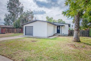 71 W Sierra Avenue, Fresno, CA 93704