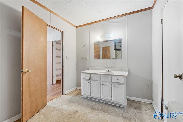 1008 Peck Road, Huntsville, AL 35801