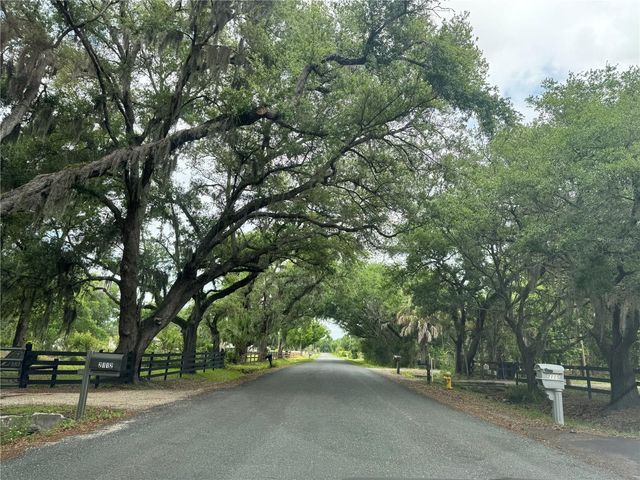 1804 ZIPPERER ROAD, Bradenton, FL 34212