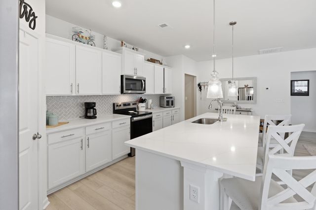 4750 Huckleberry Ln., Conway, SC 29526