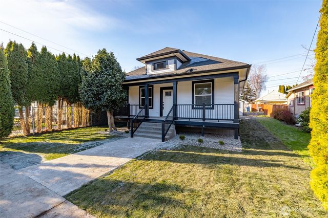 1131 S 6th Street, Mount Vernon, WA 98273