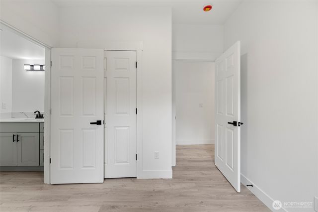 1131 S 6th Street, Mount Vernon, WA 98273