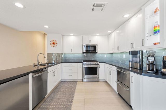 49069 Mariposa Drive, Palm Desert, CA 92260