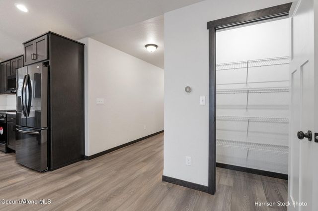 12095 N LENNON LN, Rathdrum, ID 83858