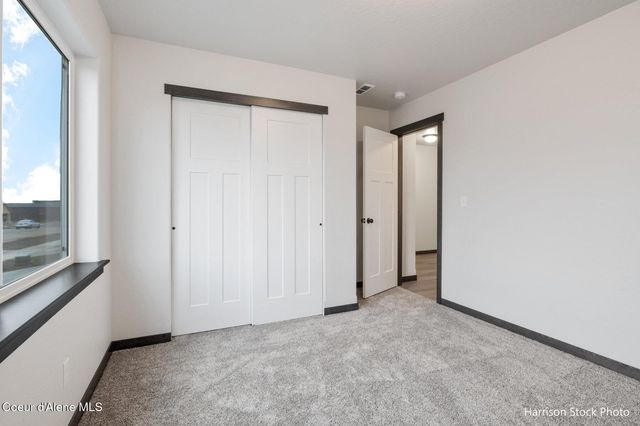 12095 N LENNON LN, Rathdrum, ID 83858