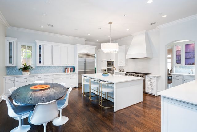 6139 Woodland Drive, Dallas, TX 75225