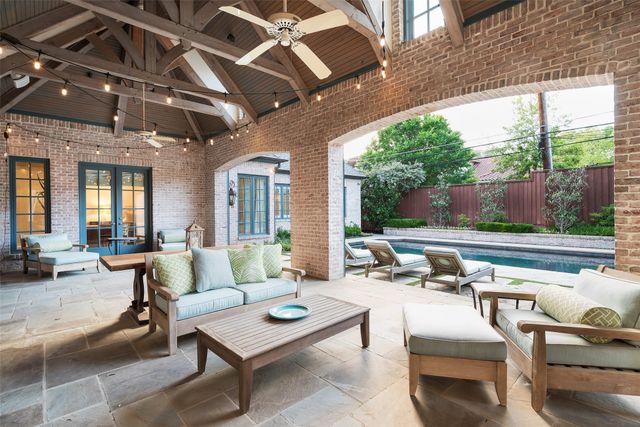 6139 Woodland Drive, Dallas, TX 75225