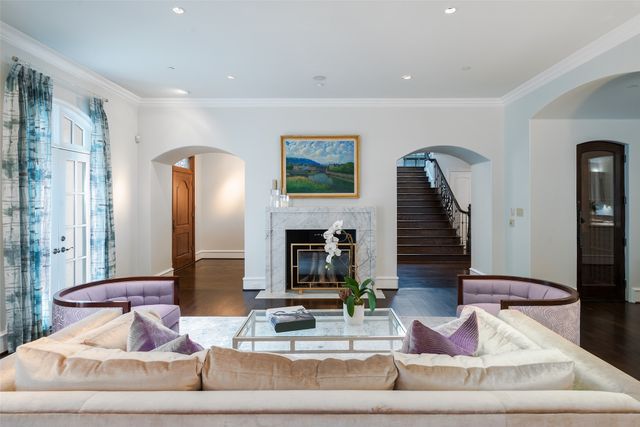 6139 Woodland Drive, Dallas, TX 75225