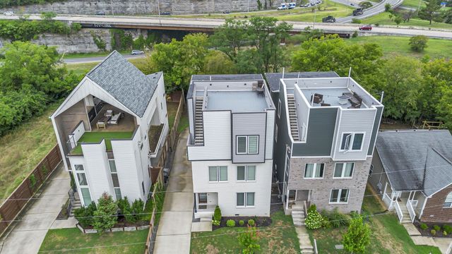 525 31st Ave, N, Nashville, TN 37209