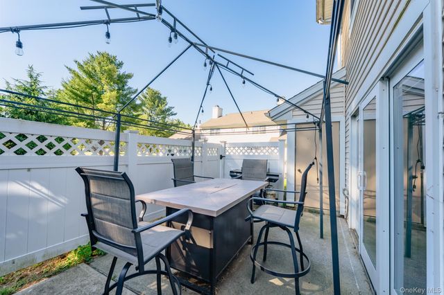 99 Penstock Lane, Lake Katrine, NY 12449