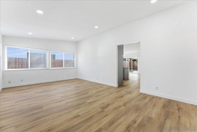 8287 Lapiz, San Diego, CA 92126