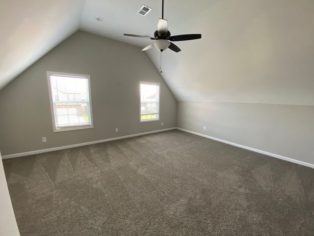 1612 Kestrel Dr, Clarksville, TN 37040