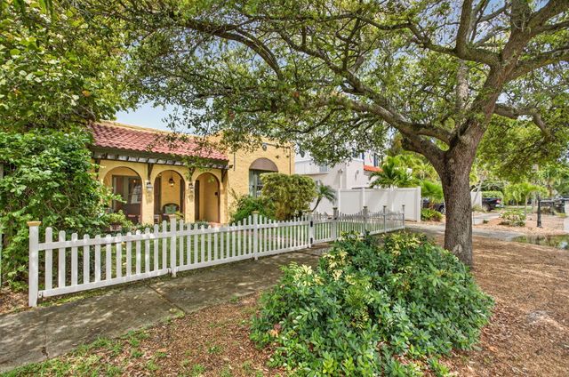 1415 NE 4th Place, Fort Lauderdale, FL 33301